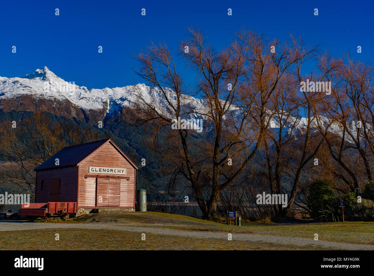 Glenorchy casa a orillas del lago Wakatipu, Nueva Zelanda Foto de stock