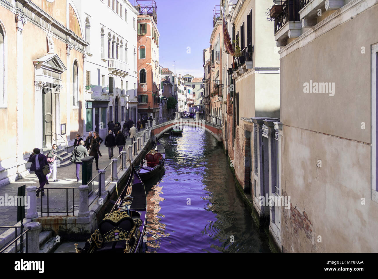 Venecia-Marzo 9: un hermoso canal Venecia ,Venecia,Italia,en marzo de 9,2017. Foto de stock