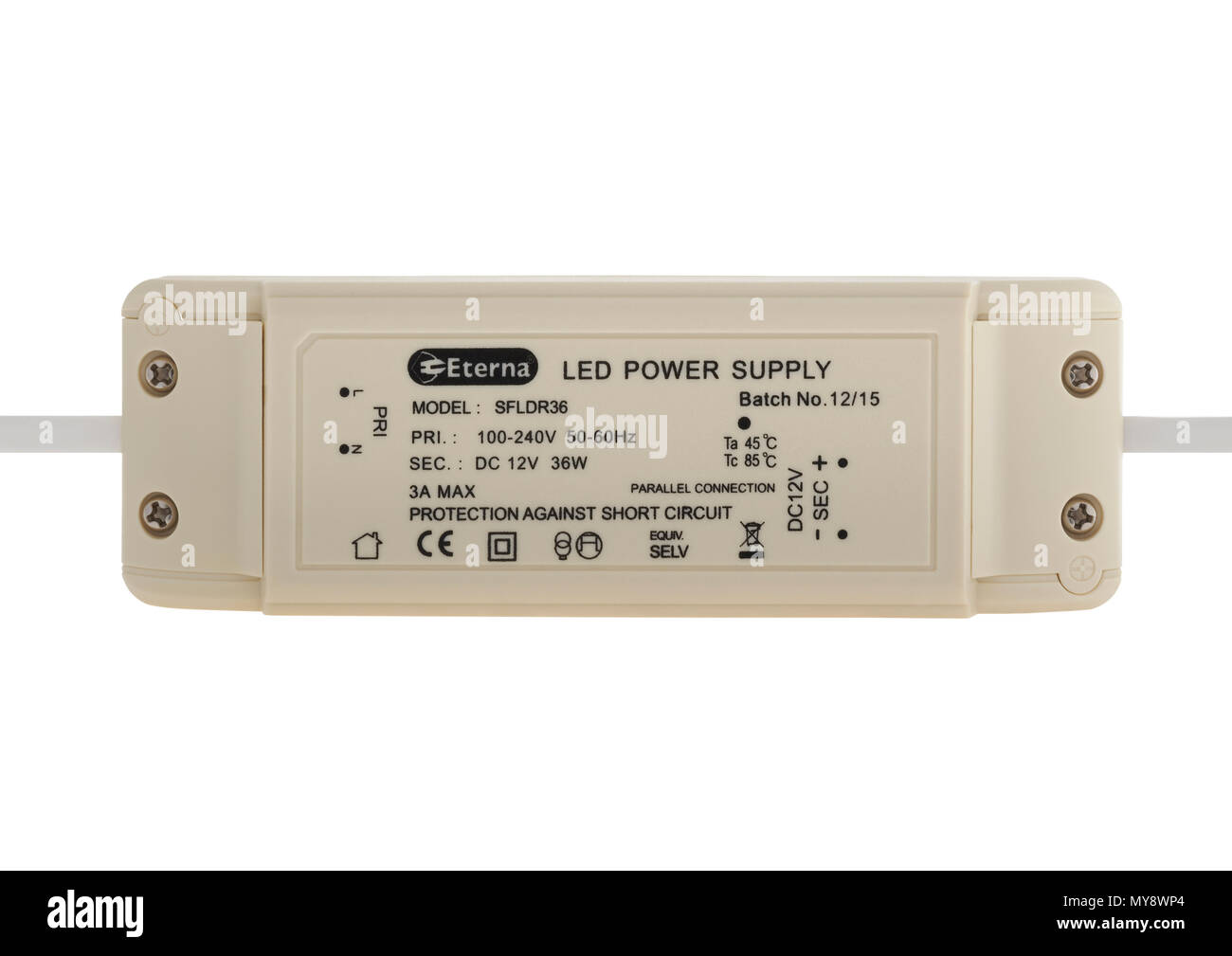 Transformador de alimentación LED sobre fondo blanco. Foto de stock
