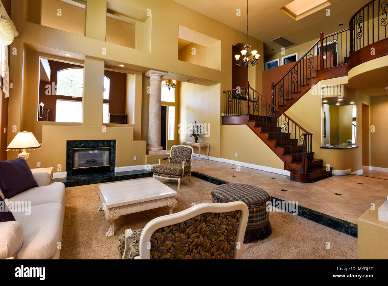 Salón interior residencial Foto de stock
