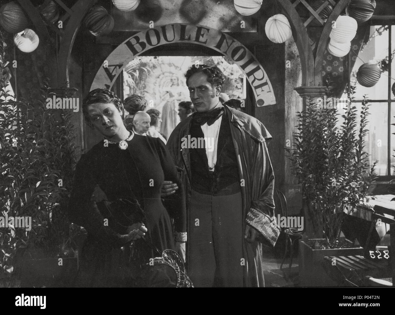 El título original de la película: Madame Bovary. Título en inglés: Madame Bovary. El director de cine: Jean Renoir. Año: 1934. Estrellas: VALENTINE TESSIER. Foto de stock