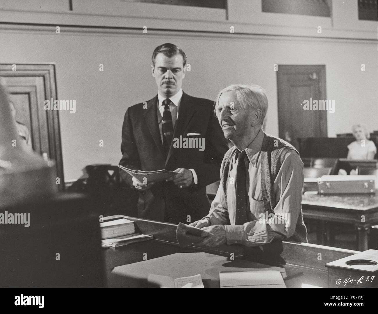 El título de la película original Anatomía de un asesinato. Título en inglés Anatomía de un