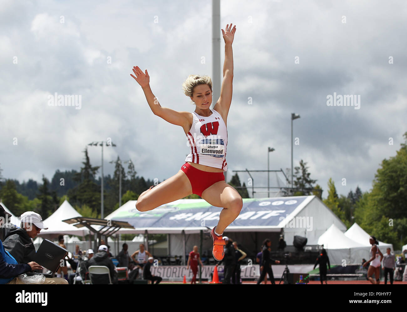 Junio 9, 2018. Ellenwood de Wisconsin compite en el salto de