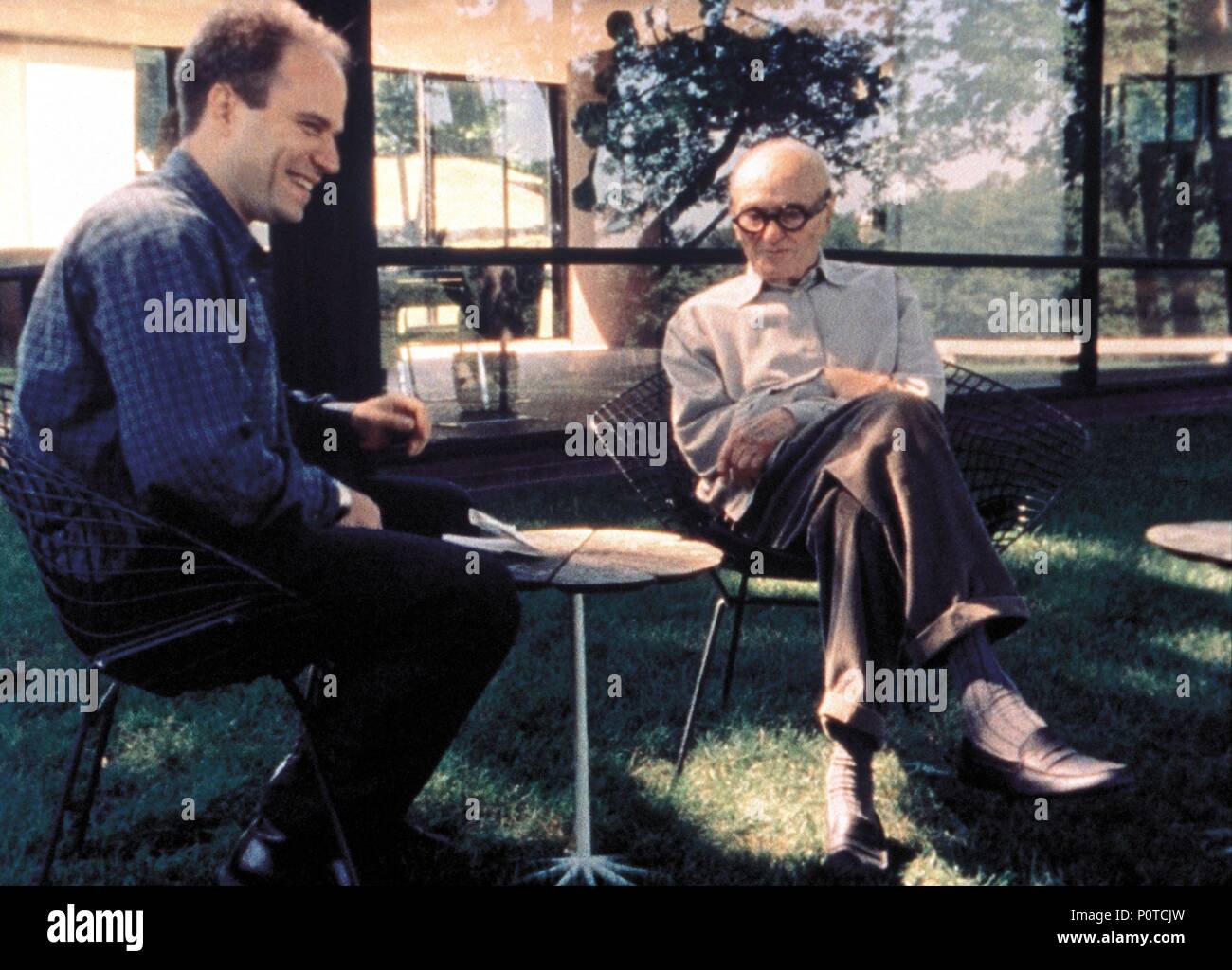 El título de la película original MI HIJO DEL ARQUITECTO UN VIAJE