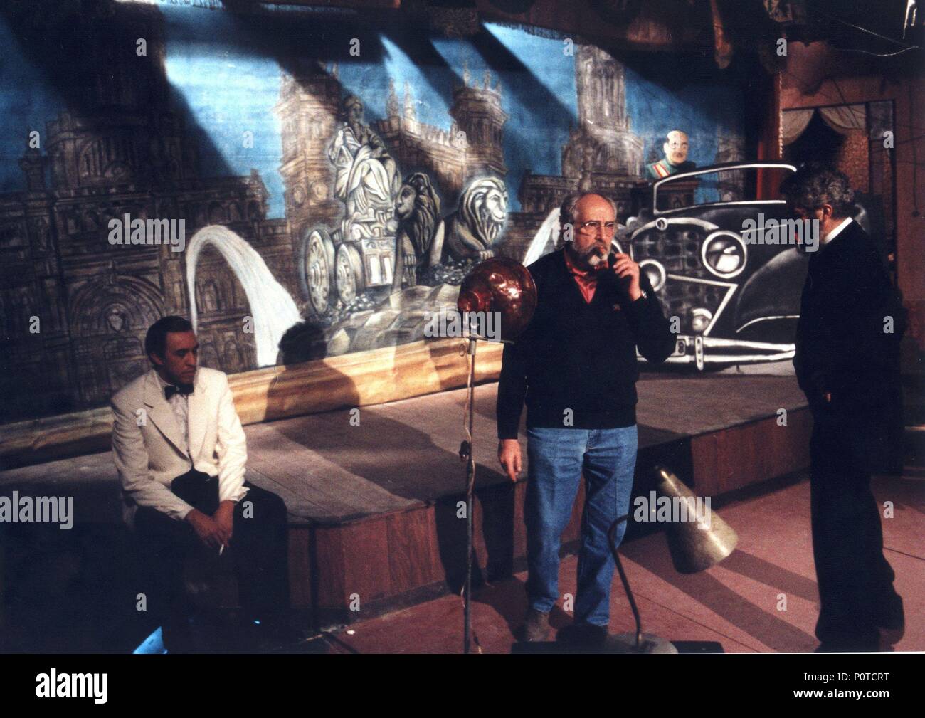 El título original de la película LA VIRGEN DE LA lujuria. Título en