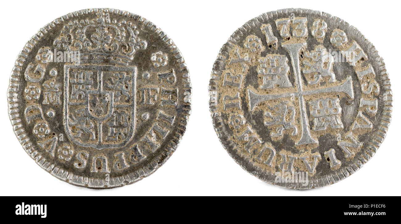 Antigua moneda de plata española del rey Felipe V. 1738. Acuñado en Madrid. Medio real. Foto de stock