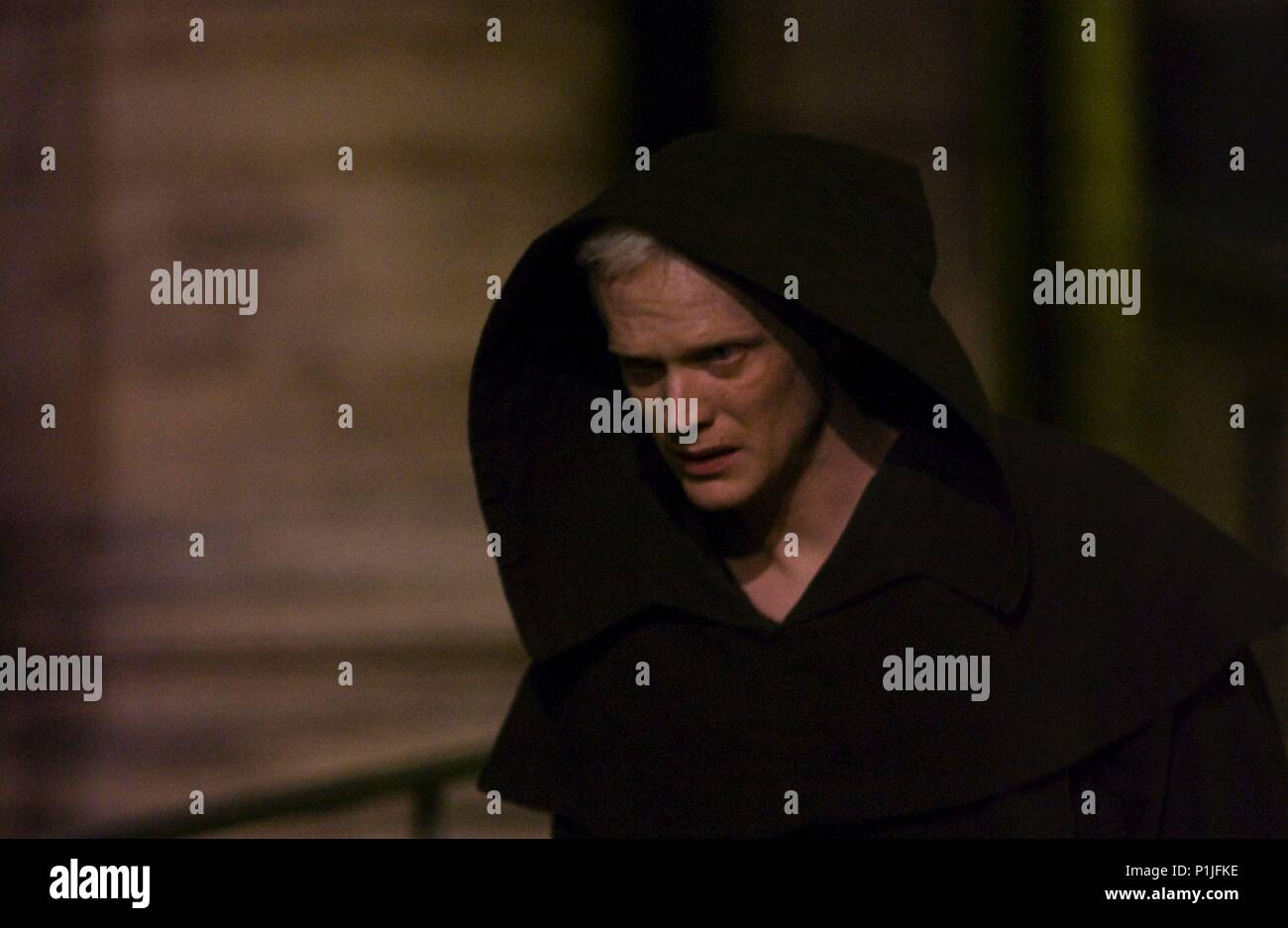 Paul bettany como silas título de la película el código da vinci