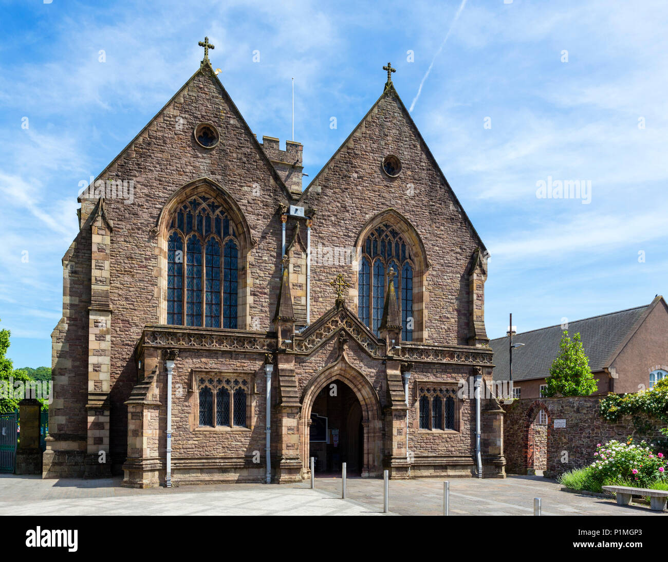 Iglesia prioral de Santa María, Abergavenny, Monmouthshire, Gales, Reino Unido Foto de stock