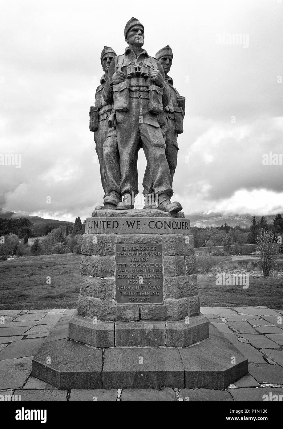 Monumento al comando en Spean Bridge, Escocia Foto de stock
