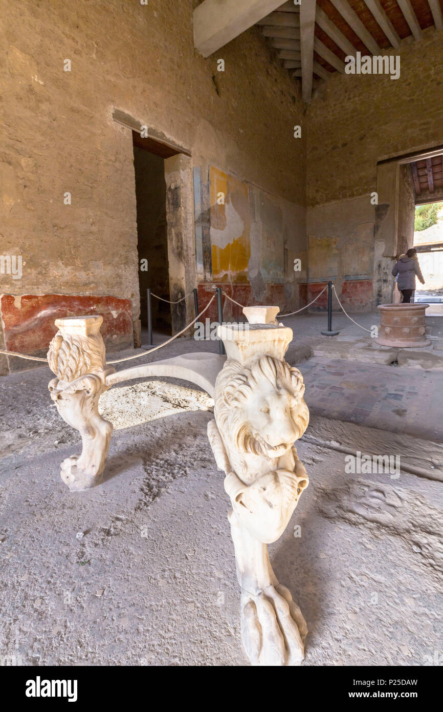 Longus casa o casa de escenas teatrales, Pompei Village, distrito de Nápoles, Campania, Italia Foto de stock