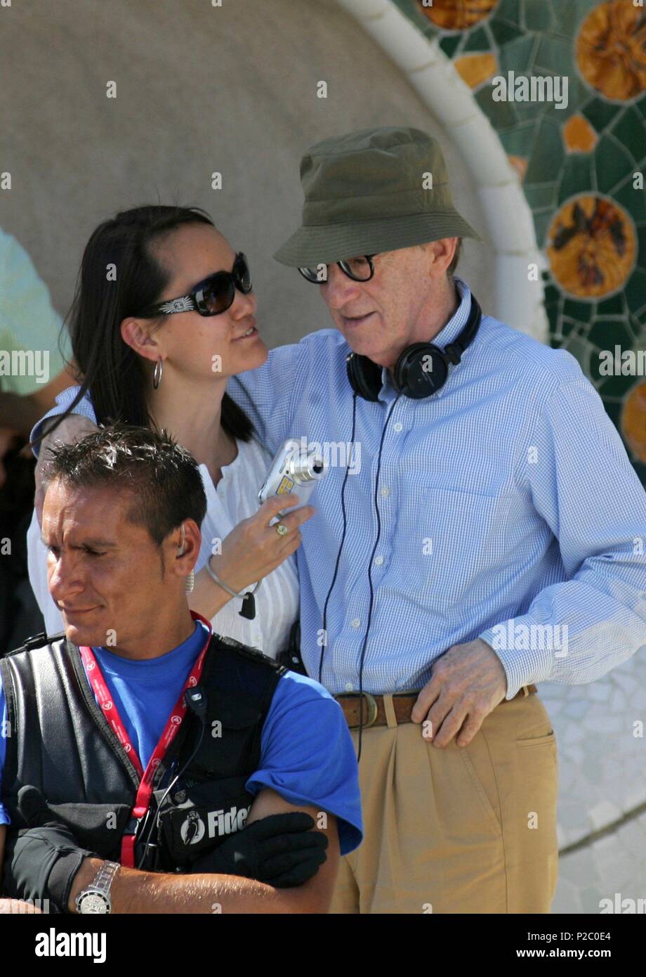 Woody Allen y su esposa SoonYi en la película "Vicky Cristina