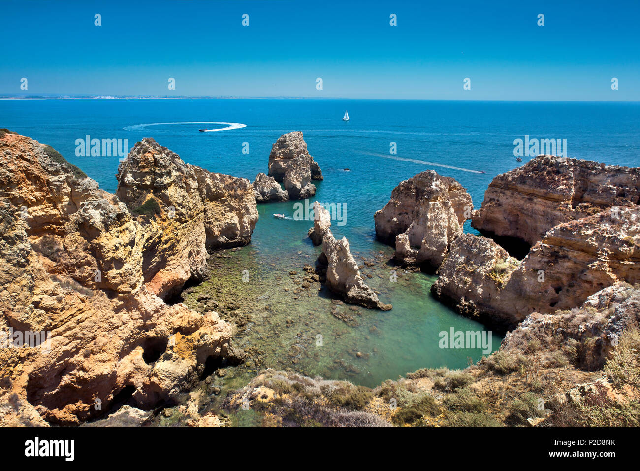 Ponta de Piedade, costa rocosa, Lagos, Algarve, Portugal Foto de stock