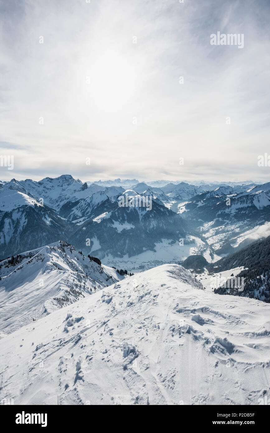 Diadamskopf Ski Area, cerca del distrito Schoppernau, Bregenz, Vorarlberg, Austria Foto de stock