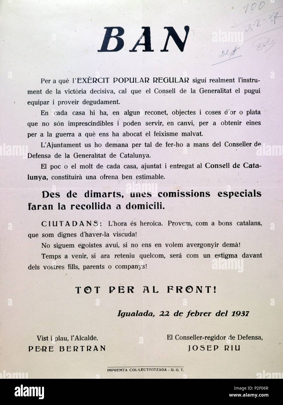 Bando editado en Igualada por el solicitando la entrega de joyas y objetos de oro y plata. Febrero 1937. Guerra Civil de 1936-1939 Fotografía de stock -