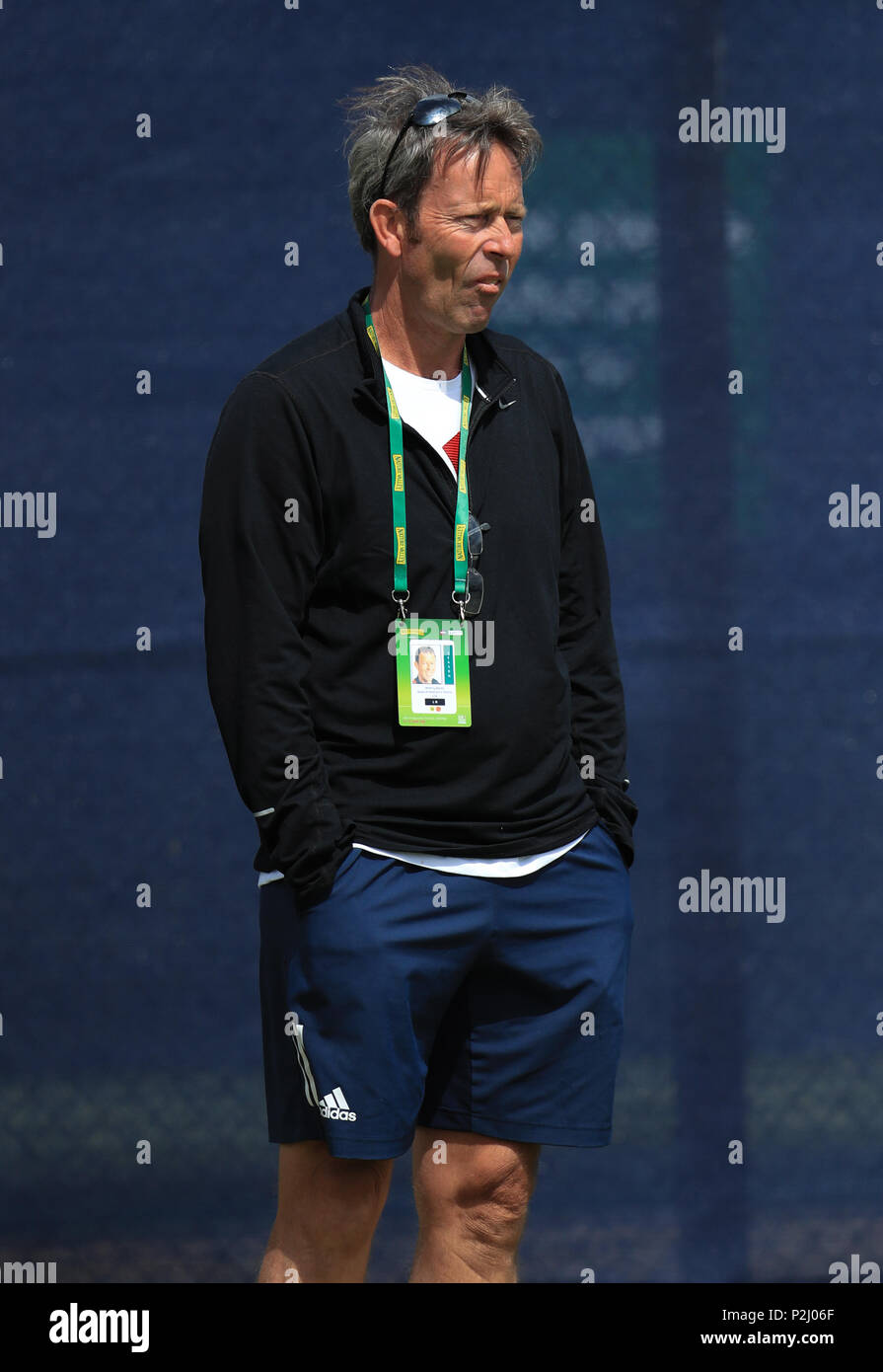 El ex jugador Jeremy Bates durante cinco días de la naturaleza Valle  abierto en Nottingham, Centro de Tenis Fotografía de stock - Alamy