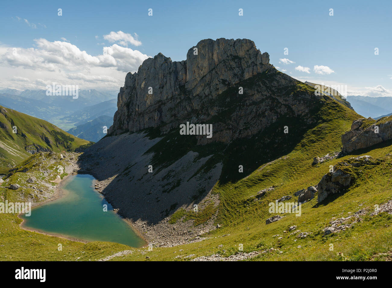 Lago Grubasee Grubalackenspitze, montañas Rofan y, Schwaz, Tirol, Austria, Europa Foto de stock