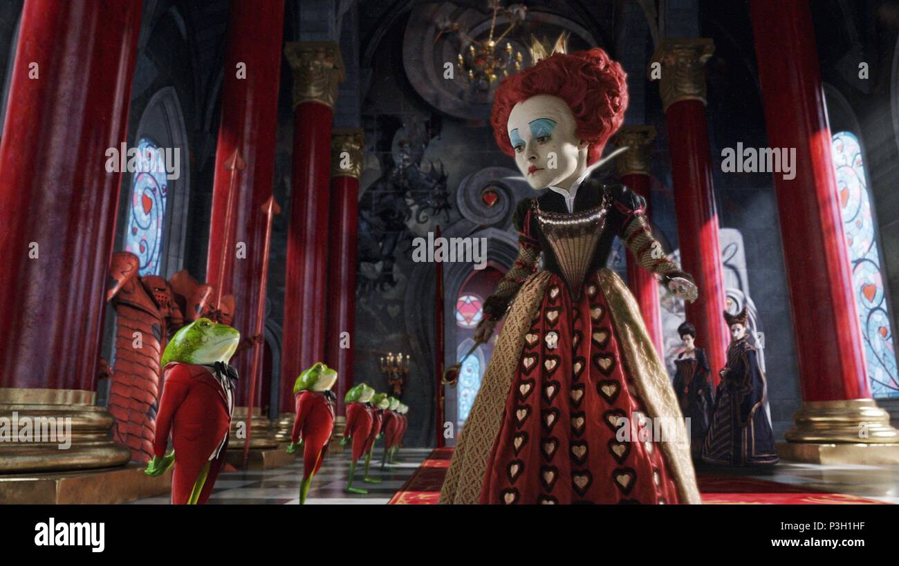 El título original de la película: ALICIA EN EL PAÍS DE LAS MARAVILLAS.  Título en inglés: ALICIA EN EL PAÍS DE LAS MARAVILLAS. El director de cine: Tim  Burton. Año: 2010. Estrellas: