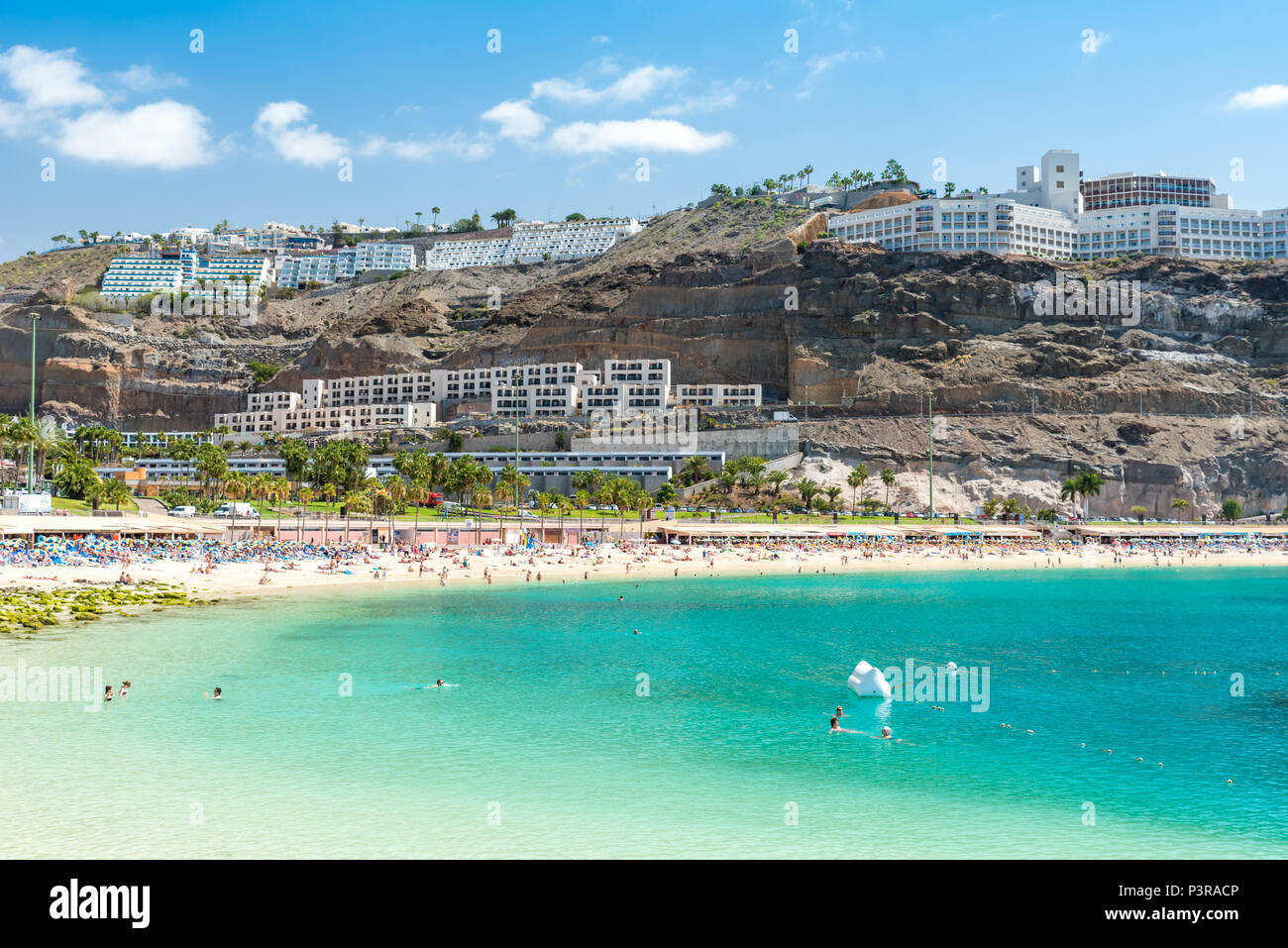 Playa de Amadores en Puerto Rico, la isla de Gran Canaria de españa  Fotografía de stock - Alamy
