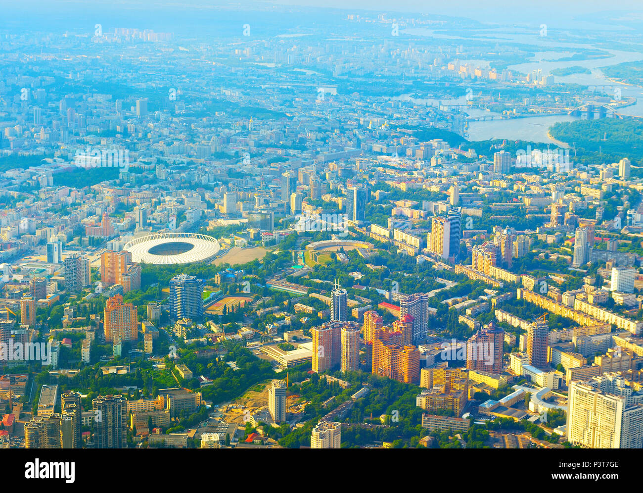 Vista aérea desde un avión de Kiev, Ucrania Foto de stock
