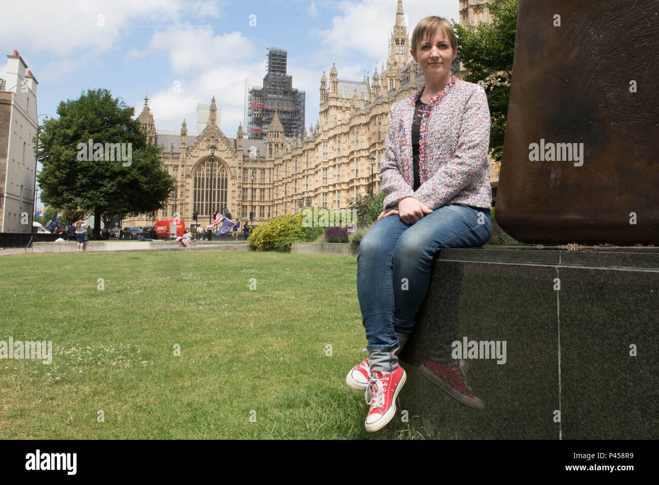 Cannabis médicos basados en irlandés, activista Vera Twomey, en Westminster, Londres para pedir un cambio en la legislación británica sobre el cannabis medicinal. Foto de stock