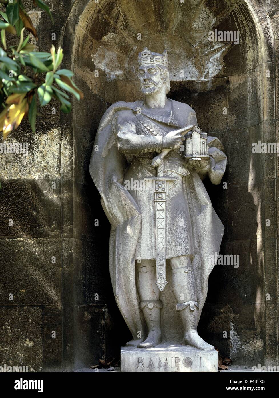 Ramiro i rey de asturias fotografías e imágenes de alta resolución Alamy