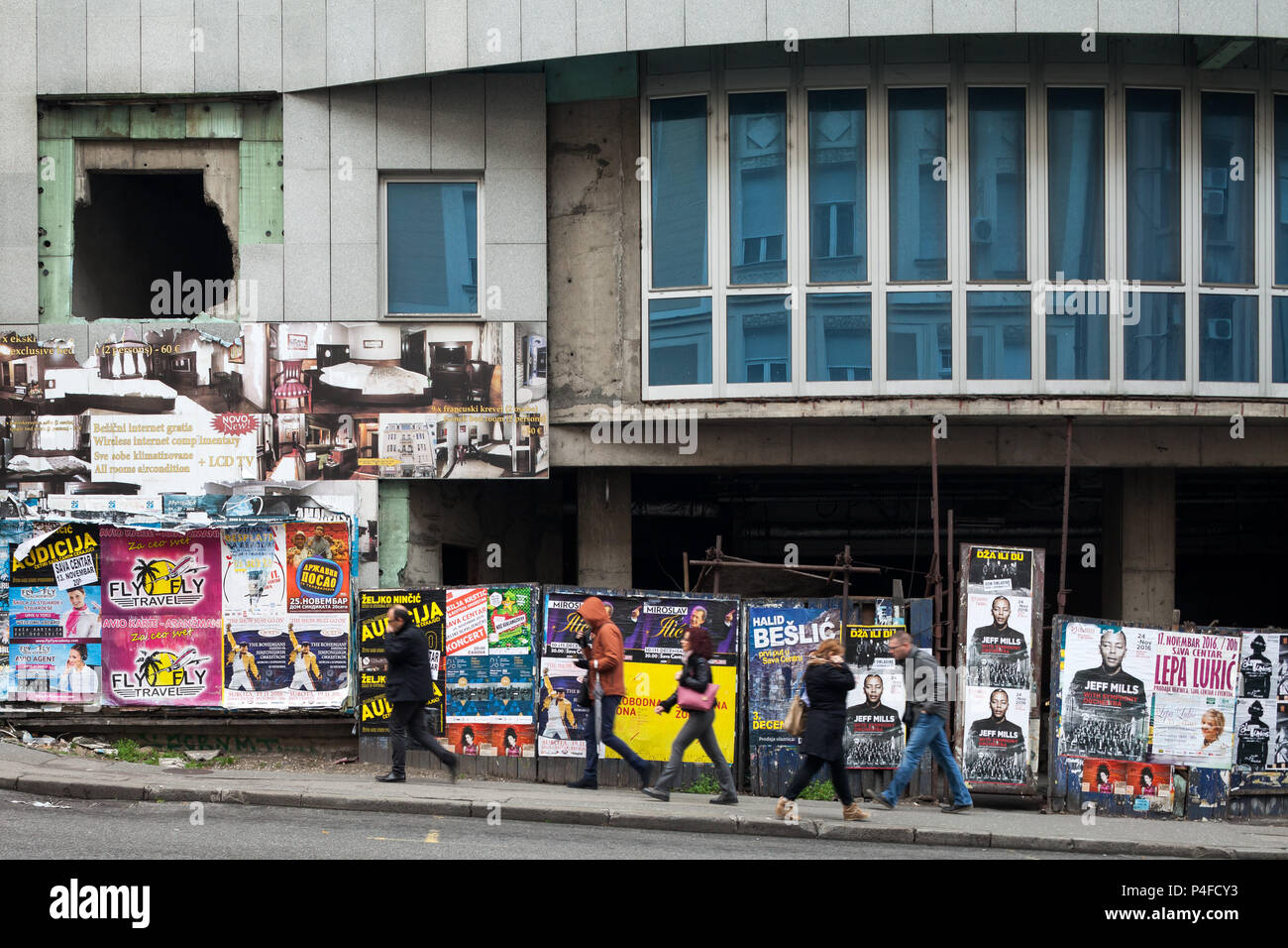 Belgrado, Serbia, inexistente la nueva construcción de un edificio de negocios en Zeleni Venac Foto de stock