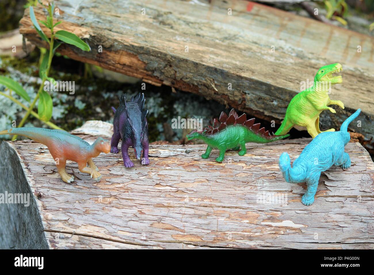 Juguete de plástico dinosaurios - Noticias Concepto Foto de stock