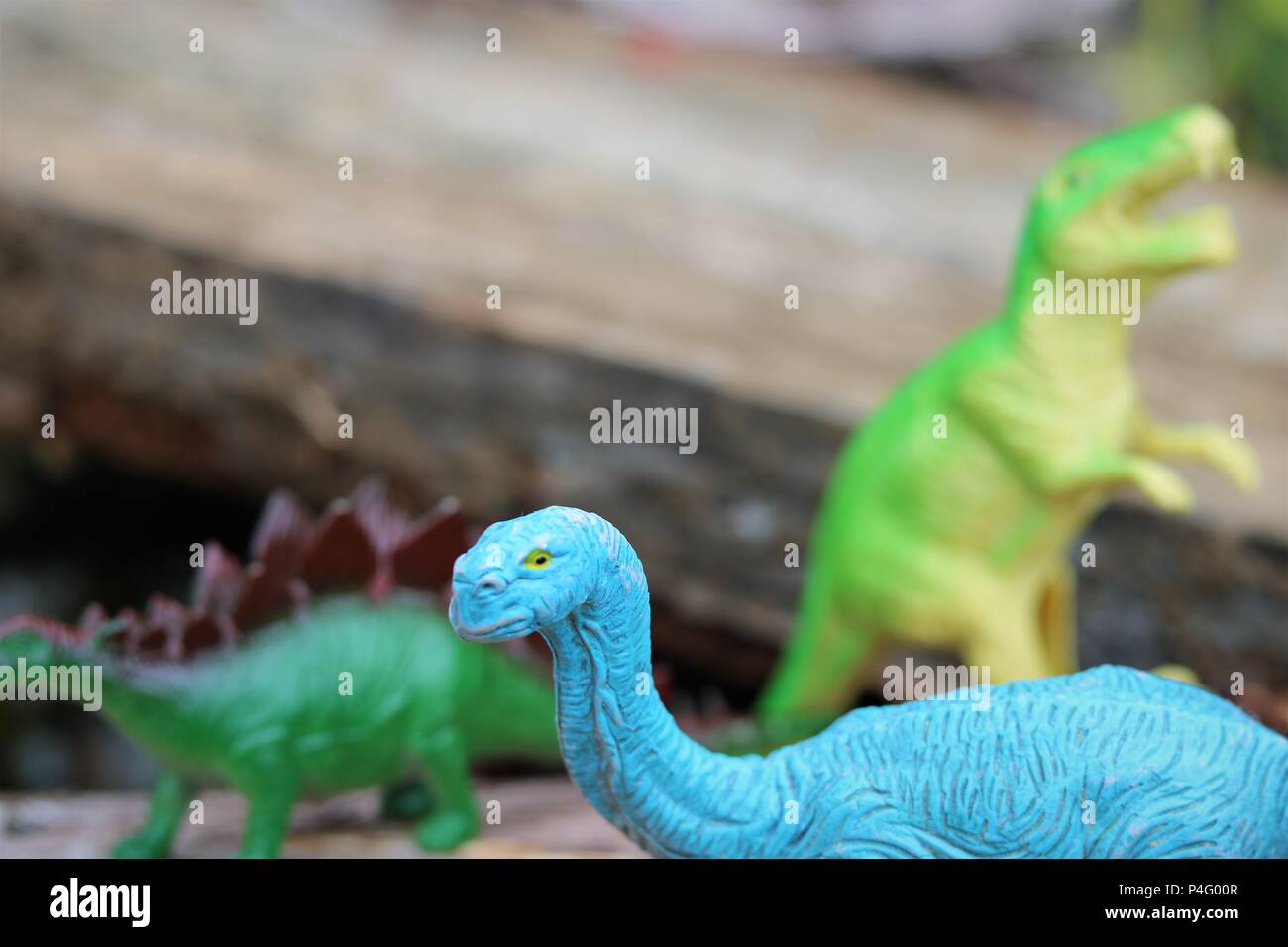 Juguete de plástico dinosaurios - Noticias Concepto Foto de stock
