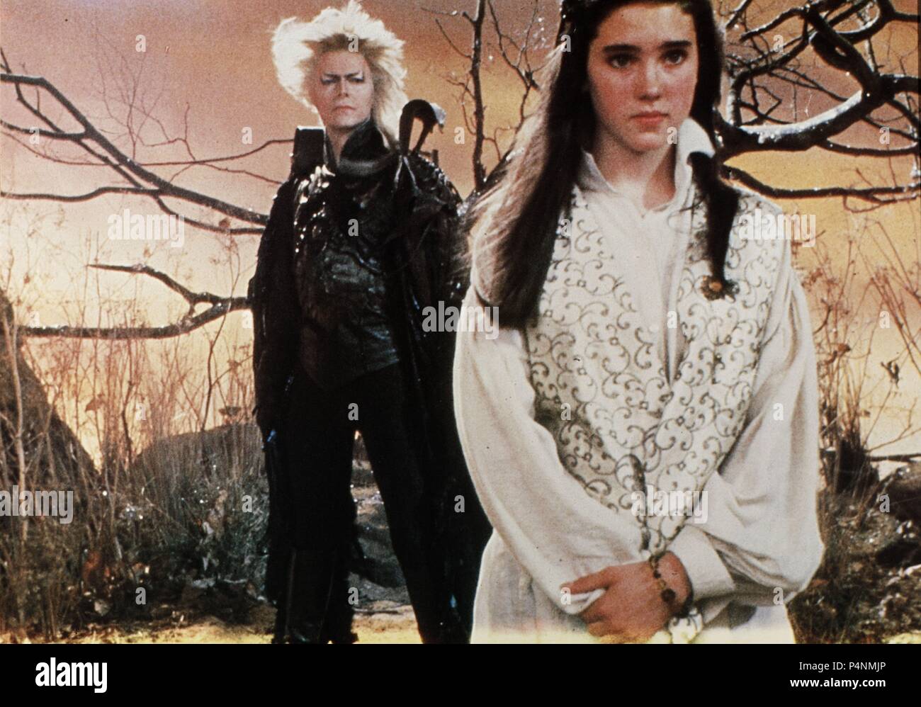 Cinéfilos Rebeldes - Labyrinth (Laberinto en Hispanoamérica y Dentro  del laberinto en España) se estrenó en Estados Unidos el 27 de Junio de  1986. Fue dirigida por Jim Henson y producida por