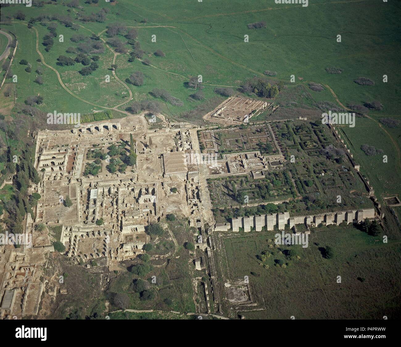 Arte omeya vistas al sitio arqueológico construido por el Califa Abdar