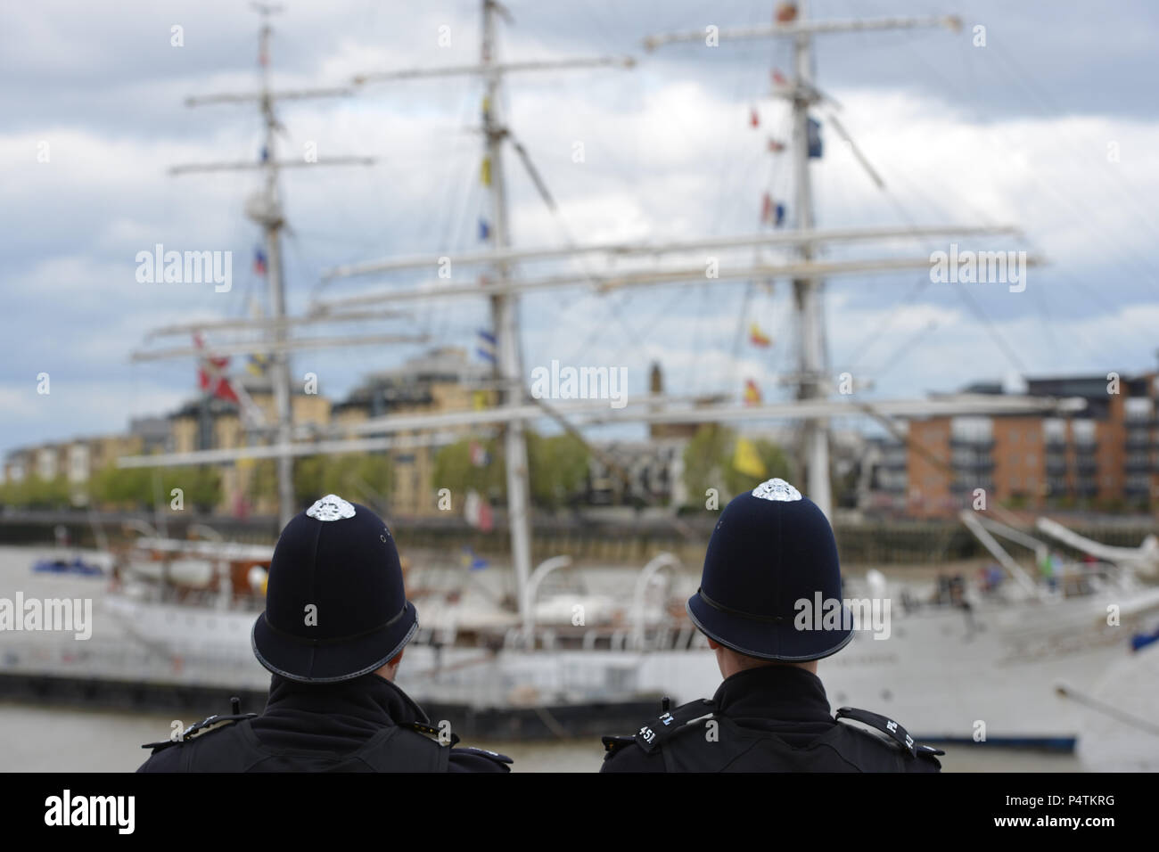 Aunque hay mucho de interés para distraer a los policías de Londres se mantengan centradas. Foto de stock