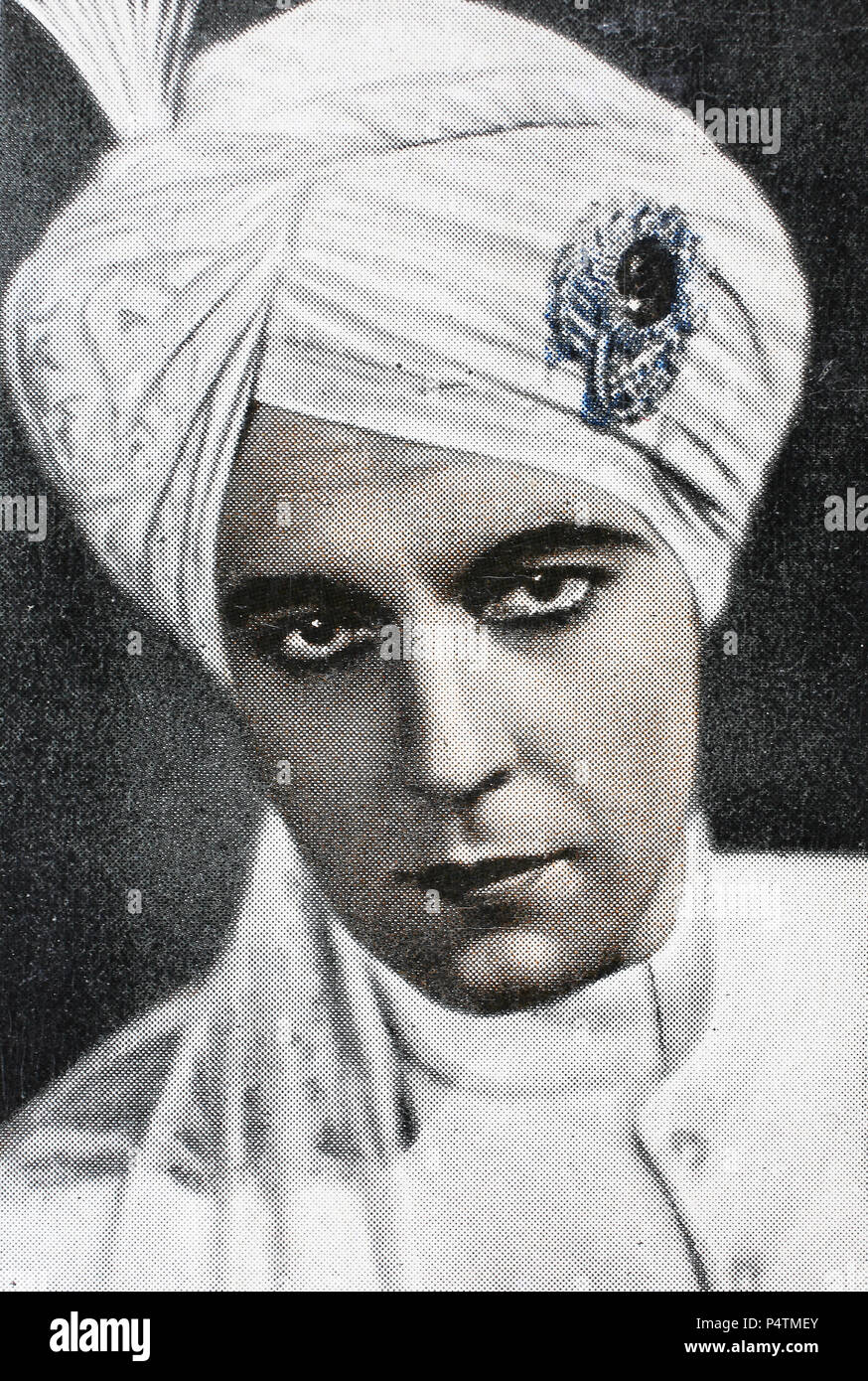 José Ramón Gil Samaniego, mejor conocido como Ramón Novarro (6 de febrero de 1899 - 30 de octubre de 1968), era una película mexicana, el escenario y el actor de televisión digital, mejora la reproducción de una imagen histórica Foto de stock