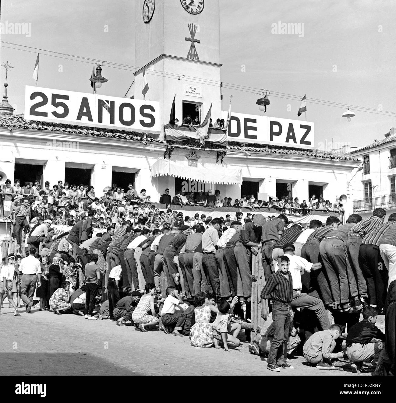 Antiguo ayuntamiento en arganda del rey fotografías e imágenes de alta  resolución - Alamy