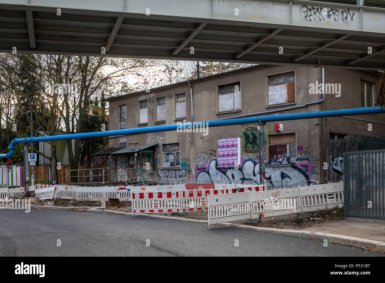 Berlin Alemania El Club Sobre Blanco En El Markgrafendamm En Berlin Friedrichshain Fotografia De Stock Alamy Berlin Alemania El Club Sobre Blanco En El Markgrafendamm En Berlin Friedrichshain Fotografia De Stock Alamy