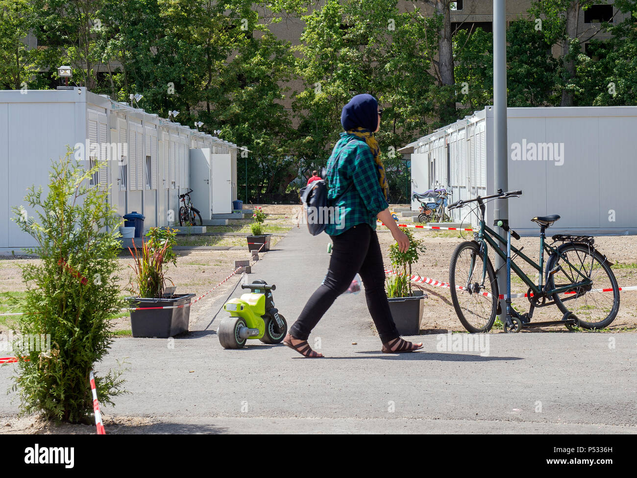 Alojamiento compartido para refugiados en Berlin-Hohenschoenhausen Foto de stock