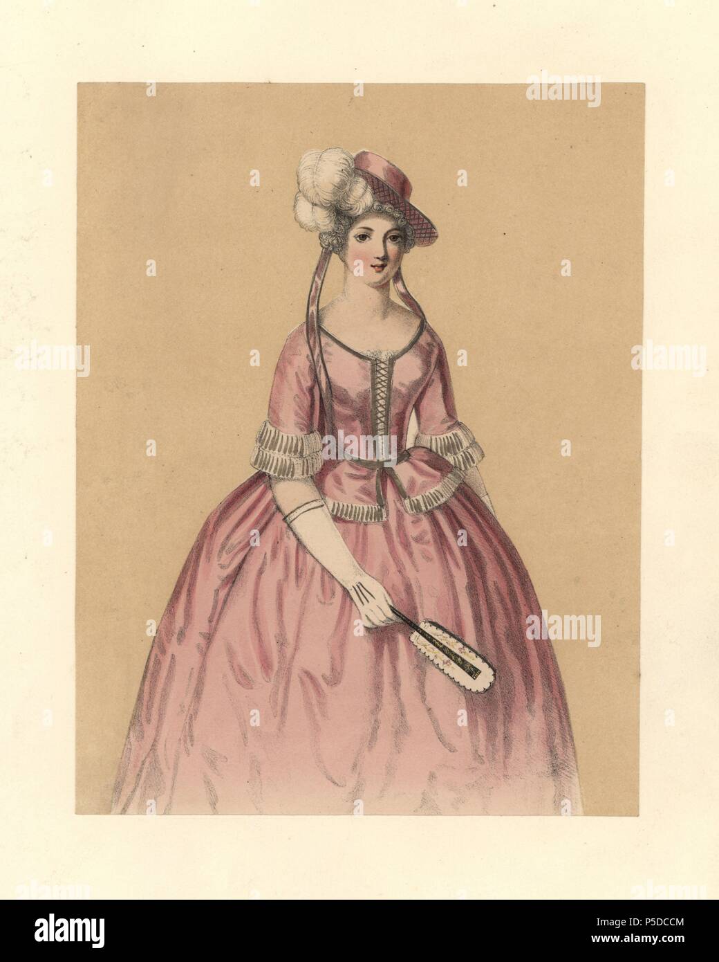 Vestimenta del reinado del rey Jorge II, 17271760. Ella llevar un sombrero  de color rosa con penachos y cintas, corpiño ajustado con puños de encaje,  y una completa crinoline petticoat. Sobre la