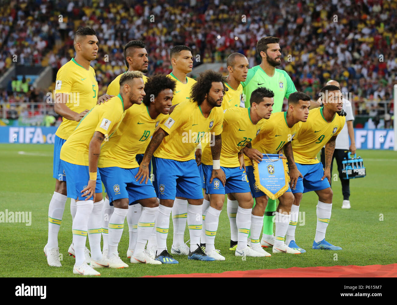 Moscú, 27 junio de 2018. Brasil equipo grupo line-up (BRA) : Copa Mundial de la Fifa Rusia 2018 Grupo E partido entre Serbia 0-2 a Brasil en el