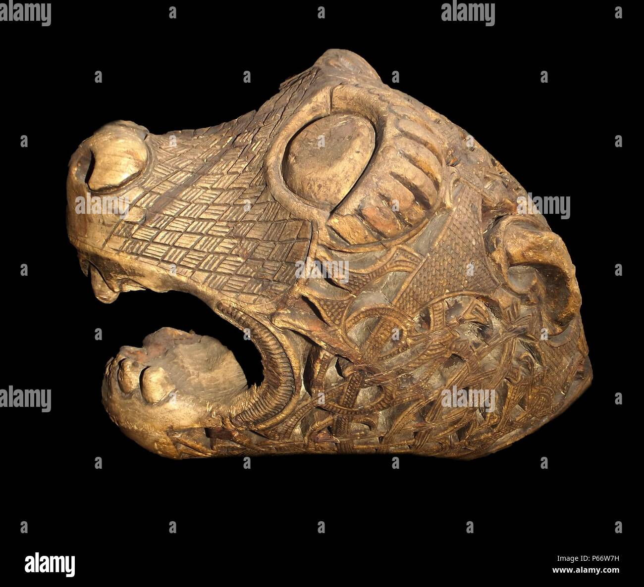 Viking Estilo Broche bestia cabeza de animal Broche De Cuervos Odin Noruega Nudo