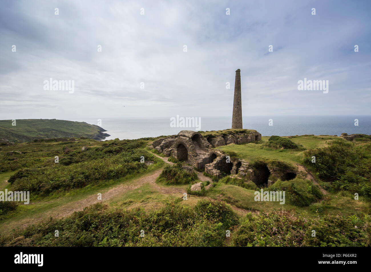 Horno de calcinación en Botallack Mina, Cornwall Foto de stock