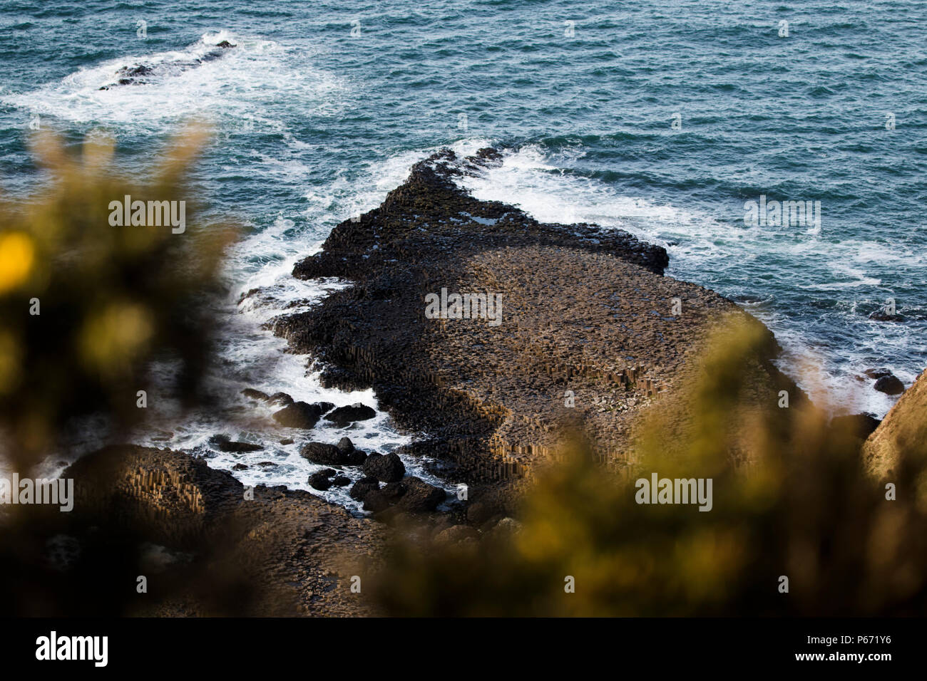 Gigantes Causway al atardecer Foto de stock
