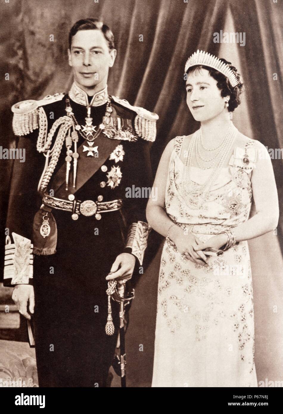 Retrato del Rey Jorge VI y la reina Isabel de Inglaterra, en el abrigo de coronación formal. Foto de stock