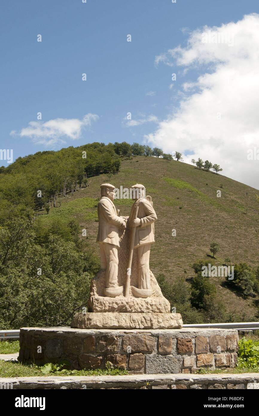 Robledal. Puerto de piedras Luengas. Cantabria. España Fotografía de stock  - Alamy