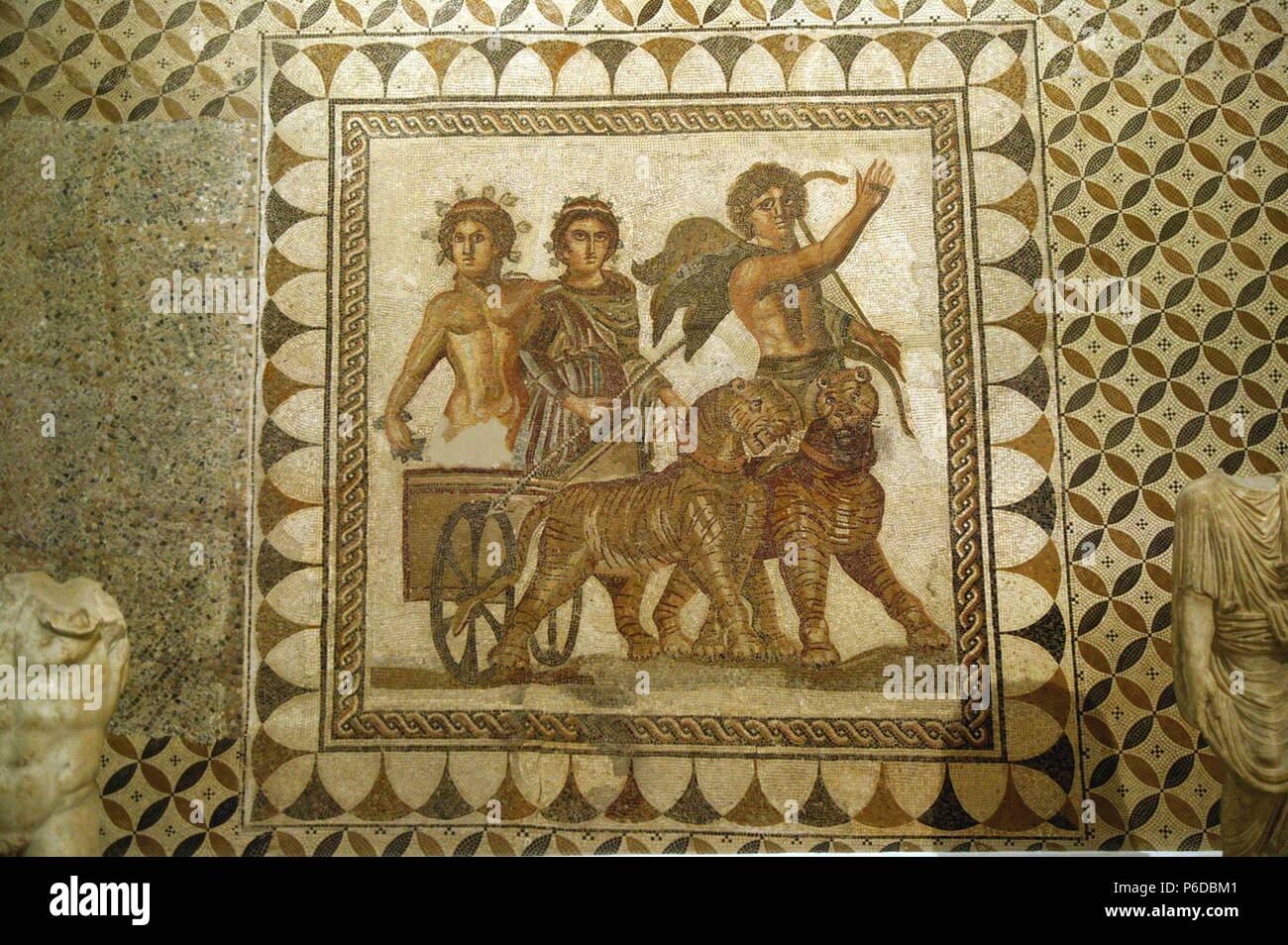 BAC0. DIOS ROMANO. MOSAICO DE BACO , PROCEDENTE DE ECIJA , siglo III. MUSEO ARQUEOLOGICO. SEVILLA. ARTE ROMANO. Foto de stock