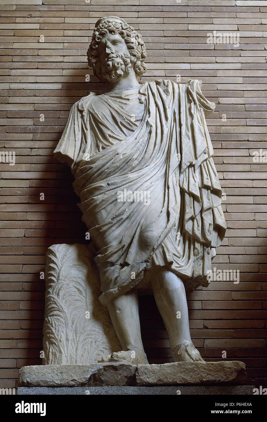 Plutón, el Hades griego. Dios de ultratumba. Escultura. Museo Nacional de Arte Romano. Mérida. Provincia de Badajoz. Extremadura. España. Foto de stock