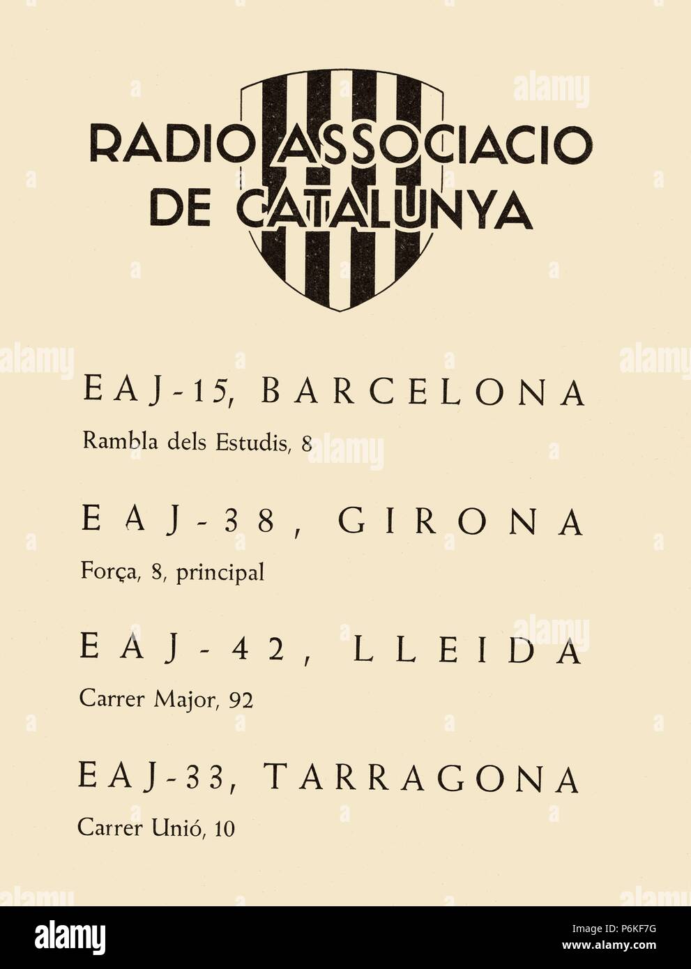 Grupo de emisoras que forman Radio Associació de Catalunya. Año 1934  Fotografía de stock - Alamy