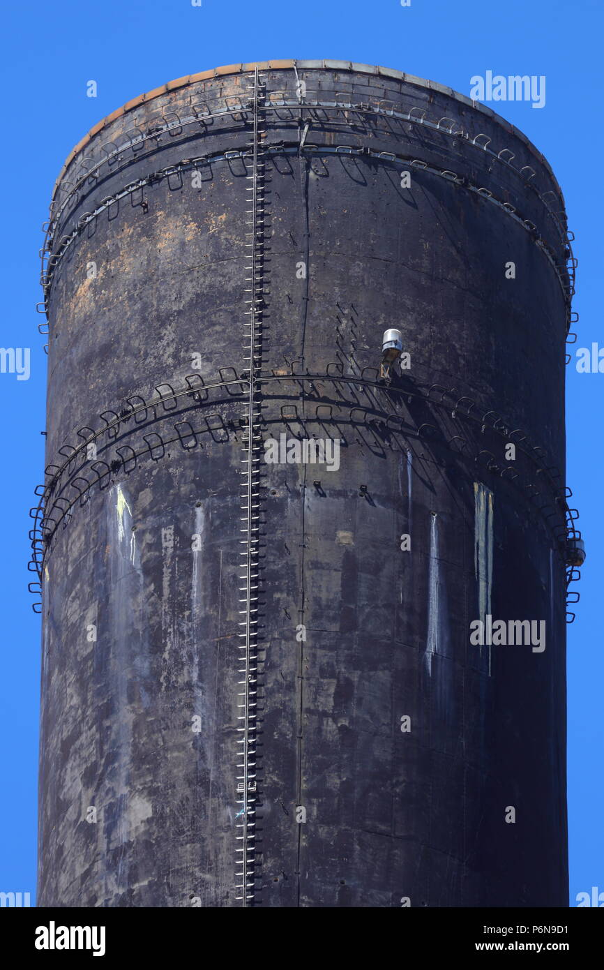 Una torre de refrigeración, planificado para demolición en Ferrybridge Power Station en West Yorkshire Foto de stock