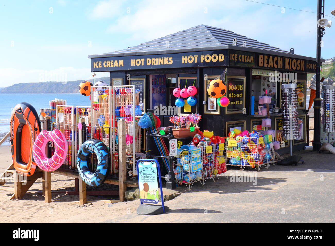 Kiosco de playa fotografías e imágenes de alta resolución - Alamy