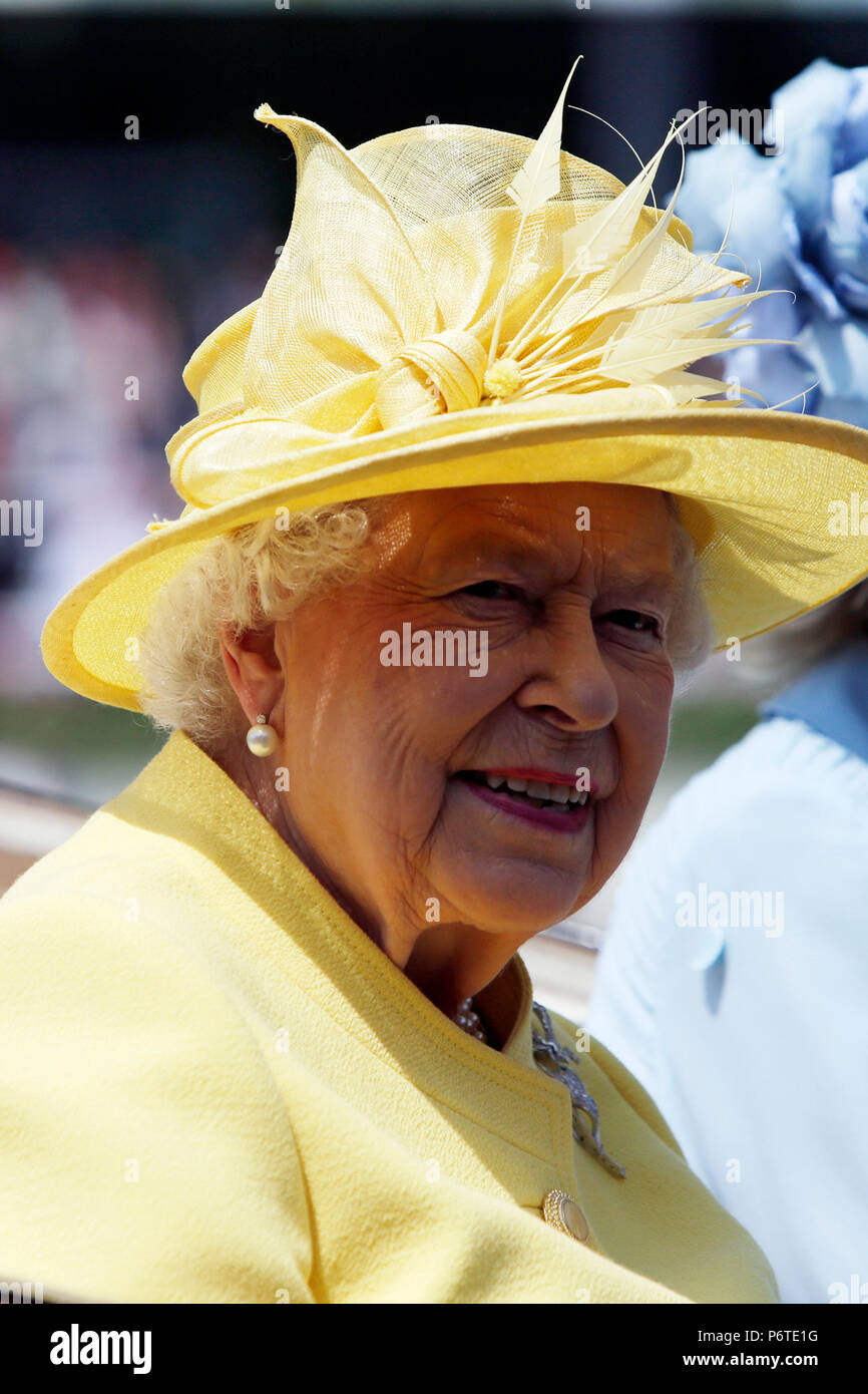 Royal Ascot, retrato de la Reina Isabel II Foto de stock