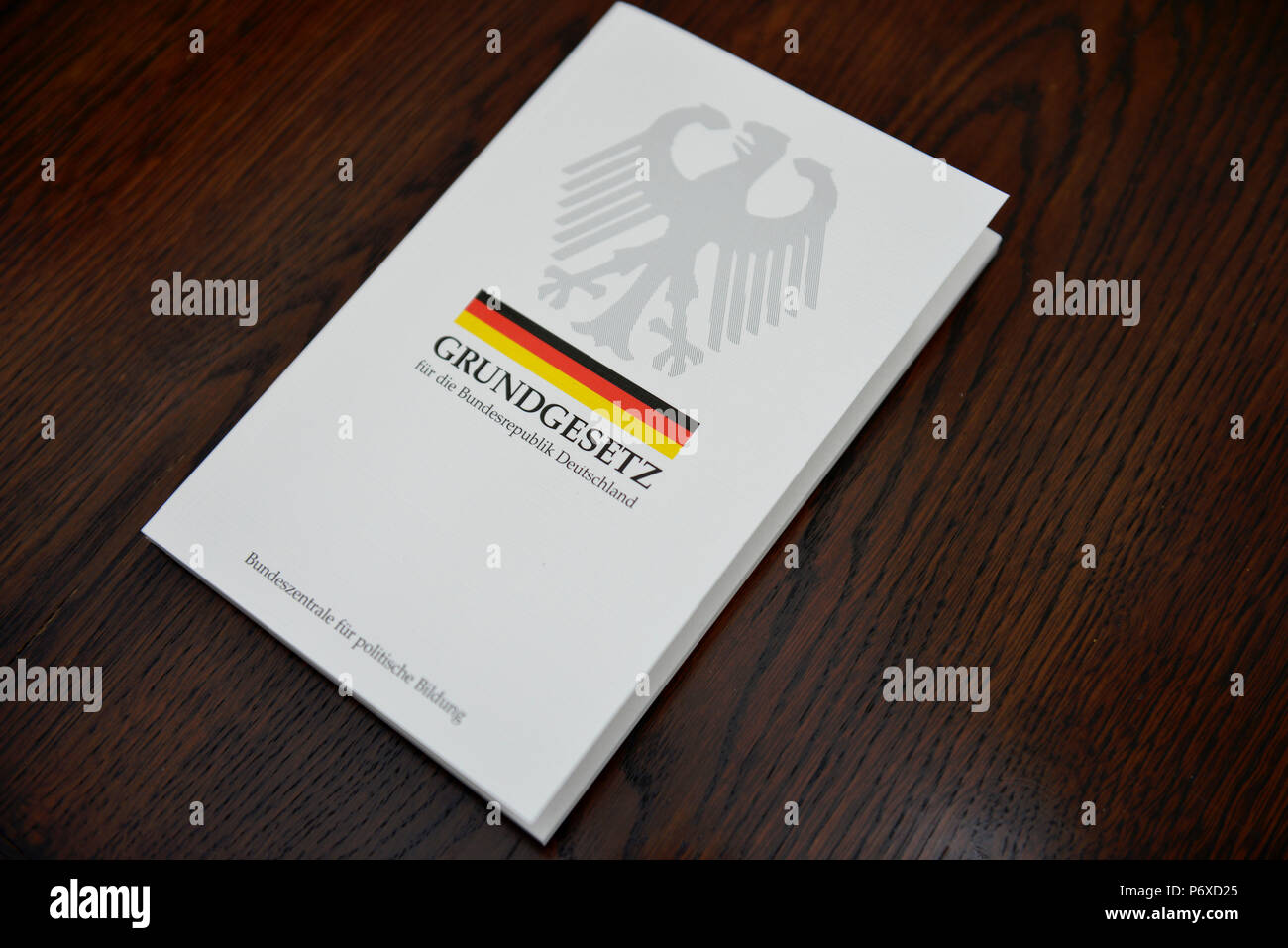 La ley fundamental de la República Federal de Alemania Foto de stock