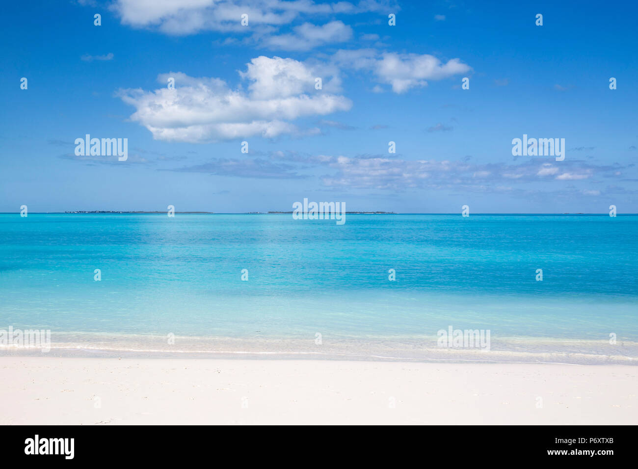 Las Bahamas, Las Islas Ábaco, Gran Abaco, Playa en Treasure Cay Foto de stock